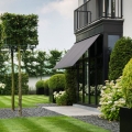 Sleek Contemporary Garden Design Blends Classic and Modern