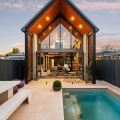 Elegant Modern Home on a Narrow Inner City Site