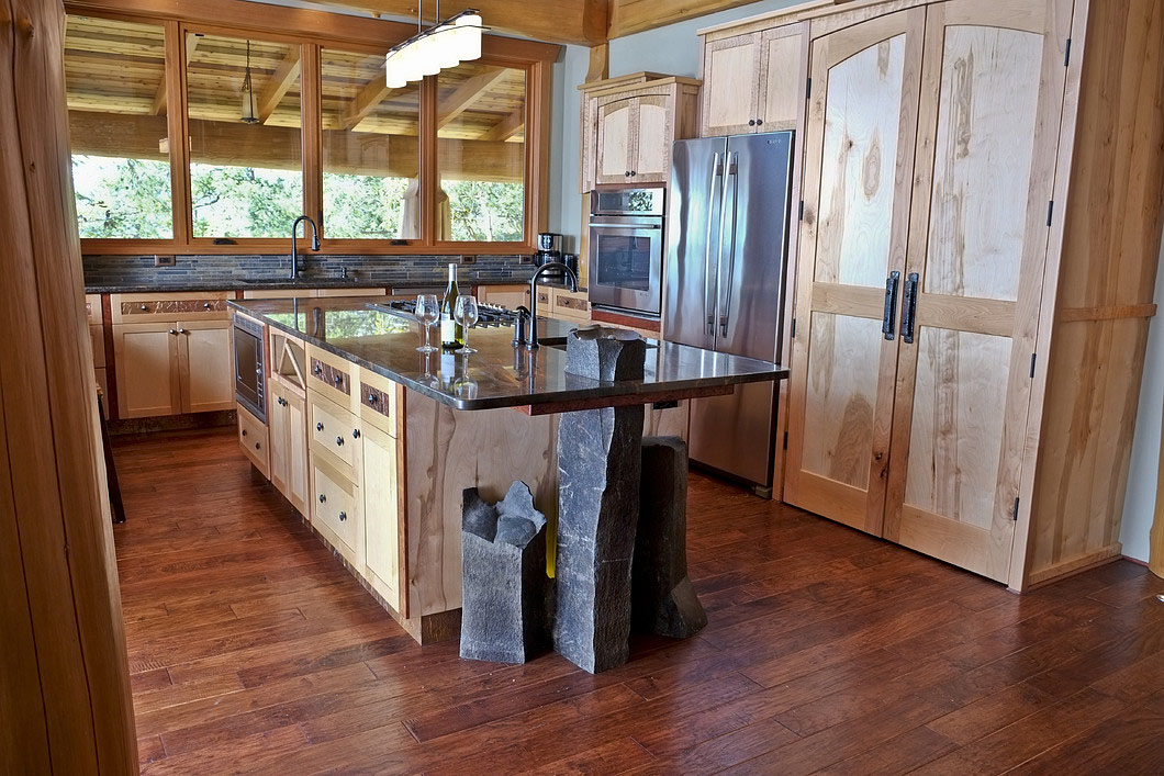 14149-Mixal-Heights_11 Log Home country Kitchen