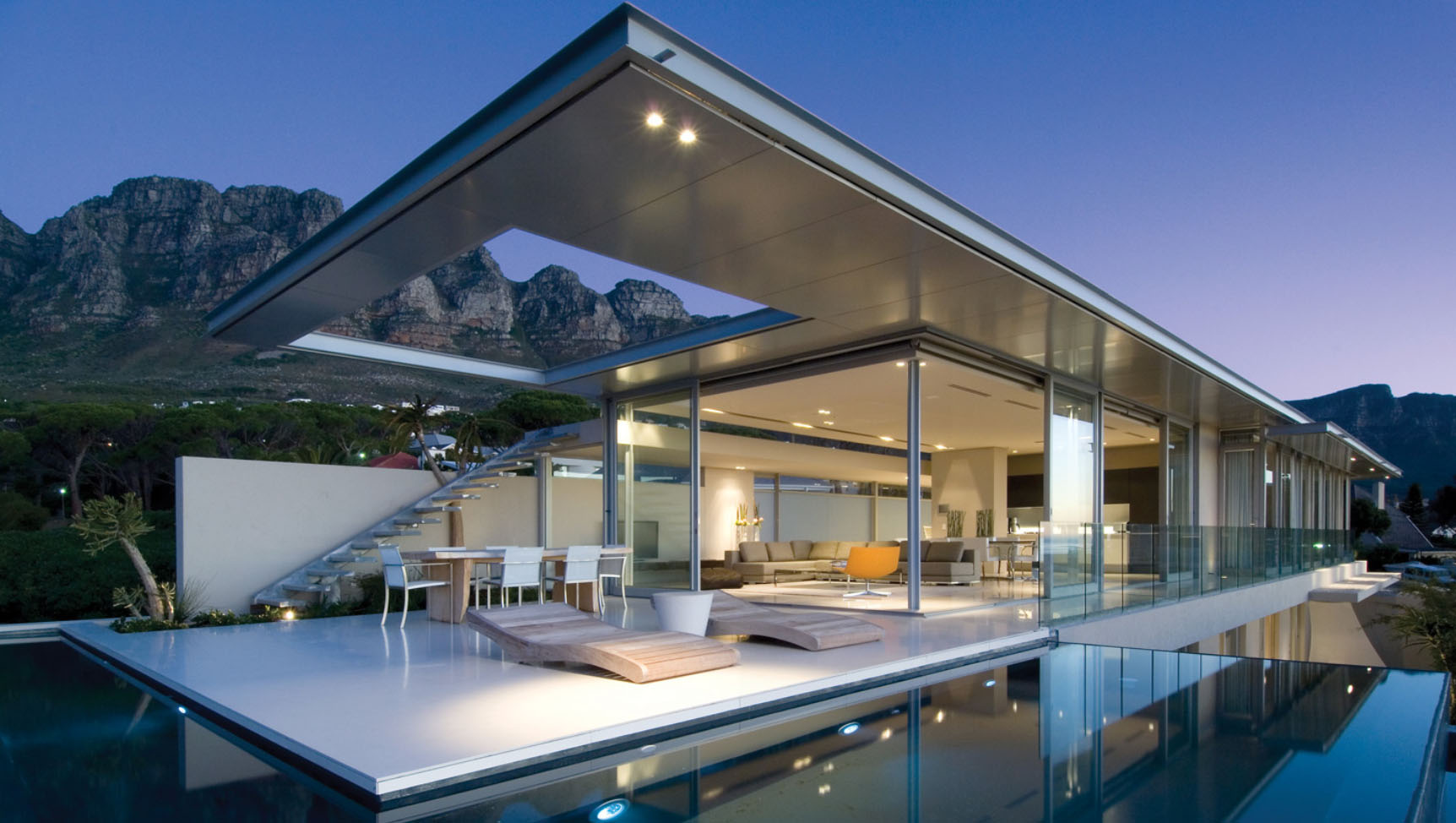 SAOTAfirstcrescent1 Minimalist House Design