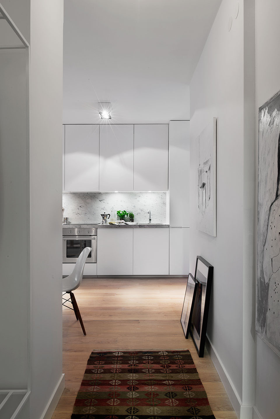 420-Square-Foot-Stylish-Apartment_7
