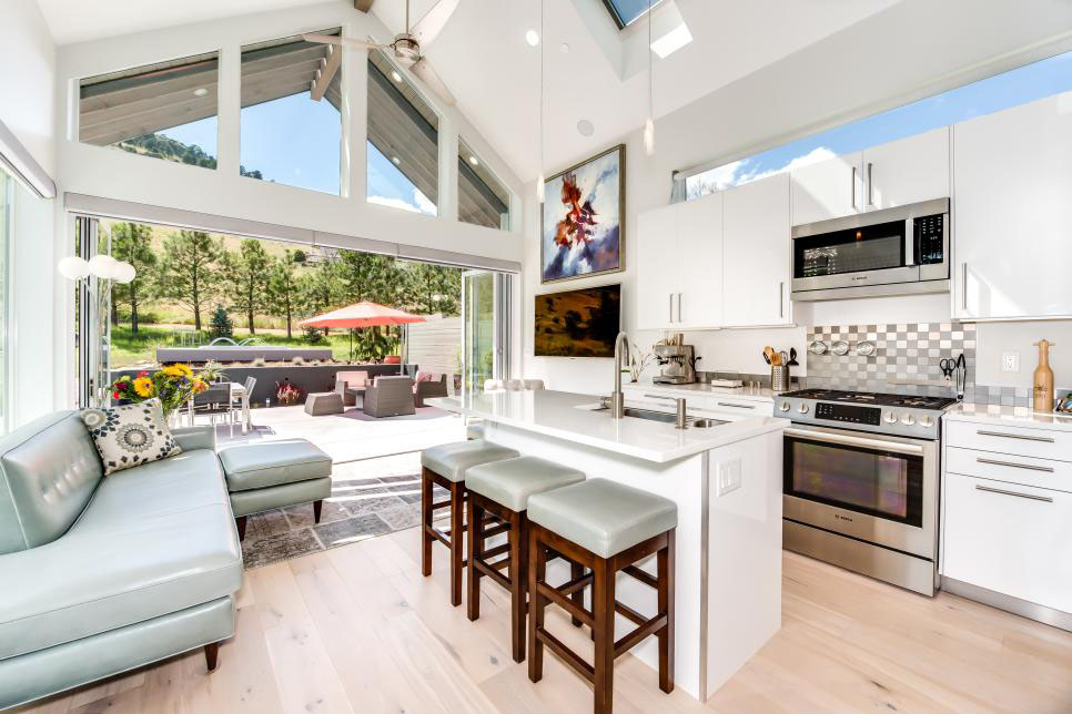 450-Square-Foot-Luxury-Tiny-House-Colorado_1