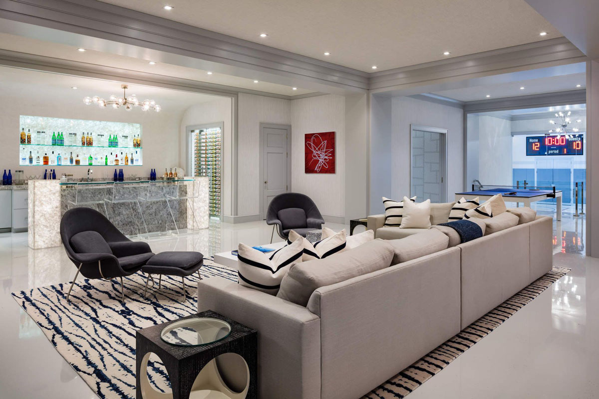 6-Old-Towne-Southampton-New-York-Luxury-Estate_19