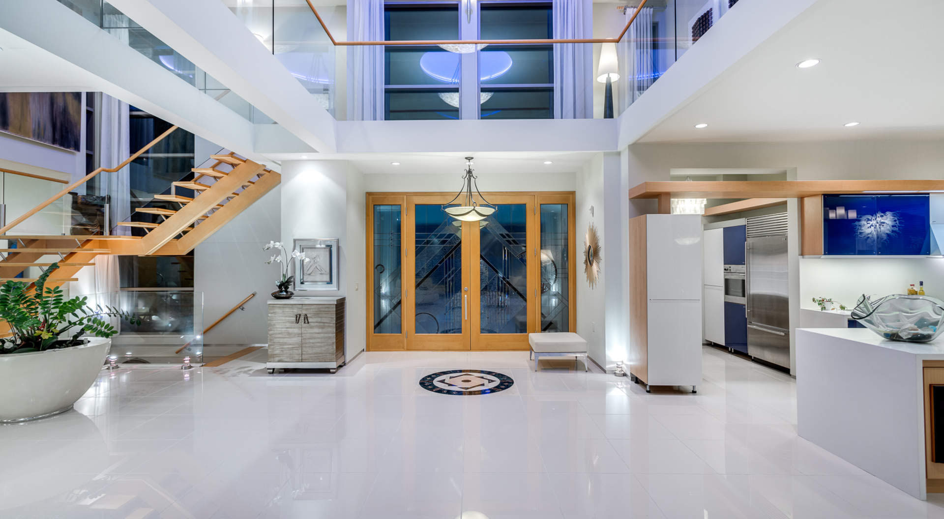 6955-Isleview-Rd-Whytecliff_11