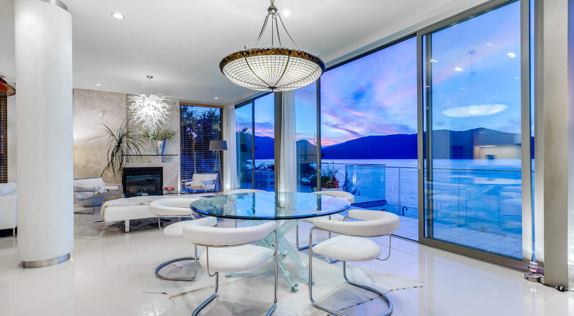 6955-Isleview-Rd-Whytecliff_12