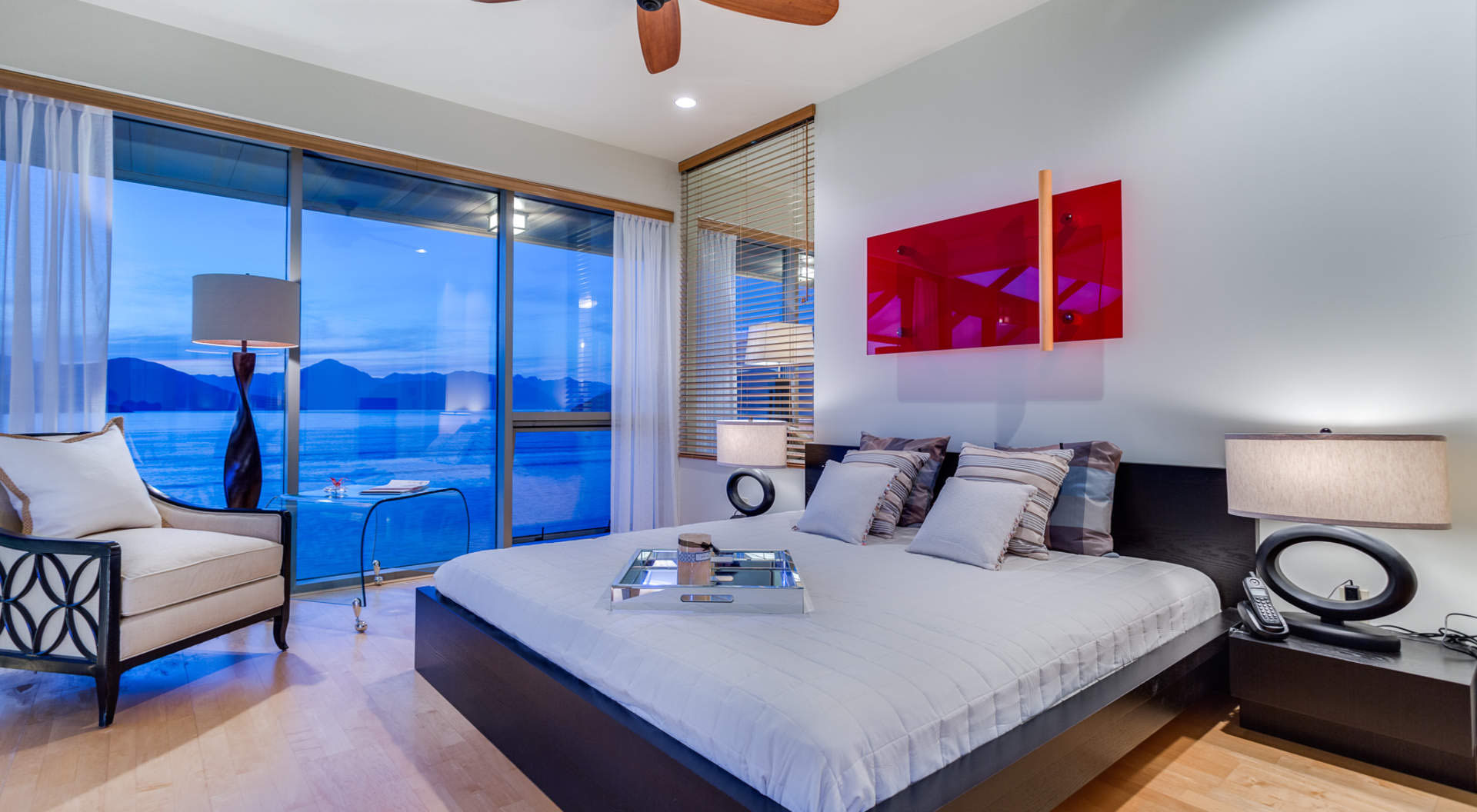 6955-Isleview-Rd-Whytecliff_20