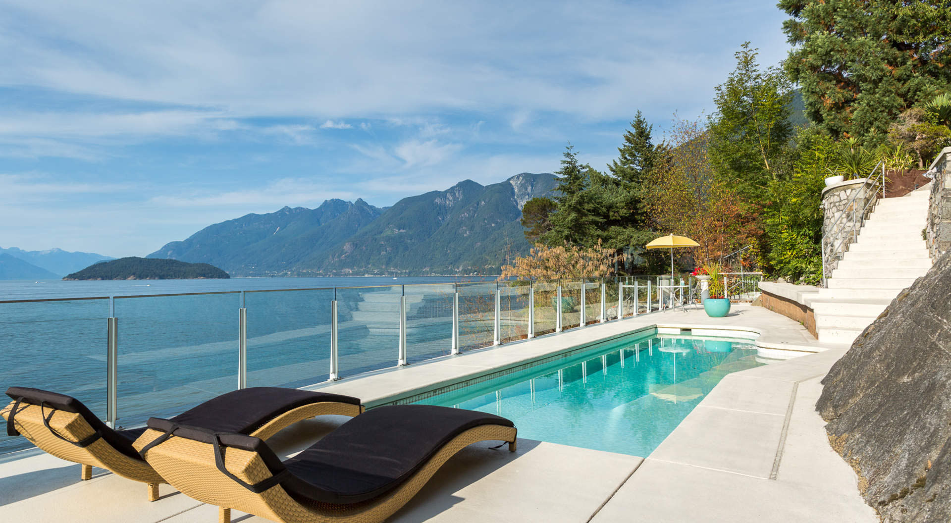 6955-Isleview-Rd-Whytecliff_27