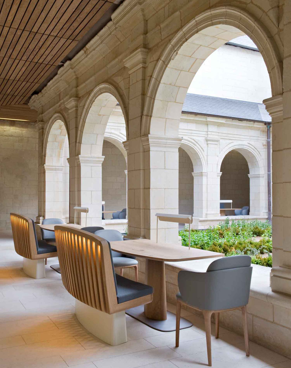 Abbaye-de-Fontevraud-Hotel-Loire-Valley-Anjou-France_1