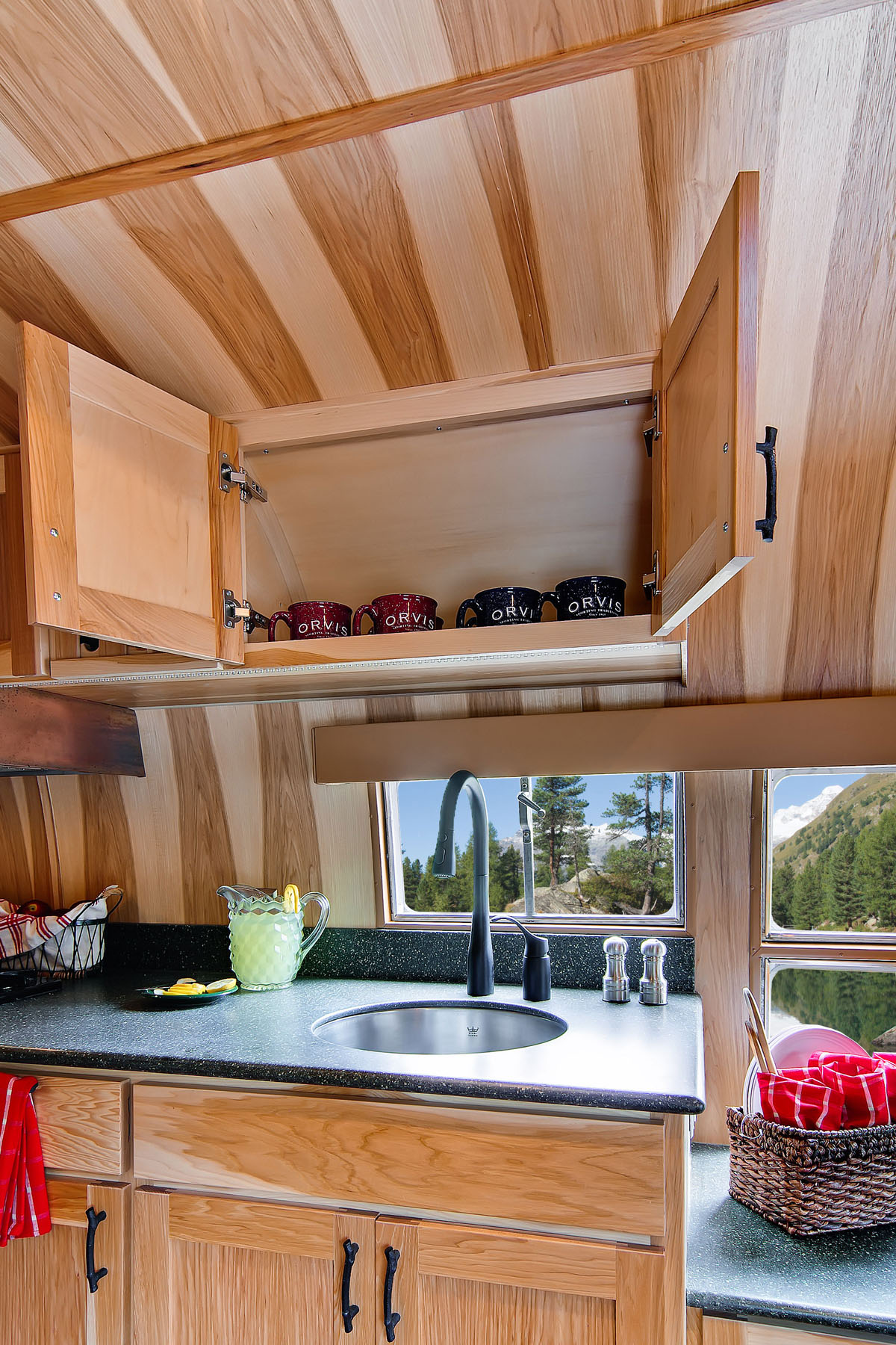 Airstream-Mobile-Home_5