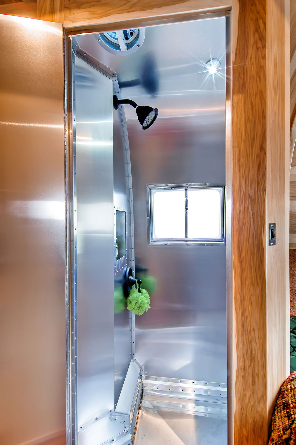 Airstream-Mobile-Home_9