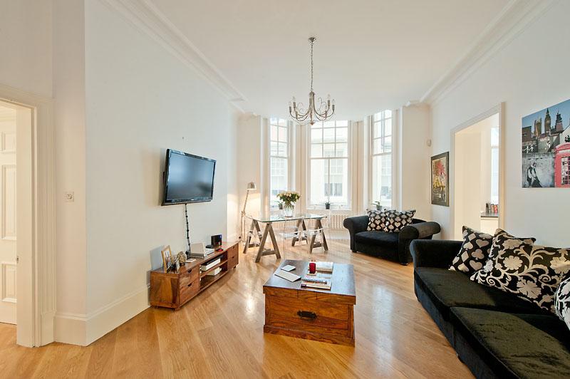 AlbertCourt-London_1