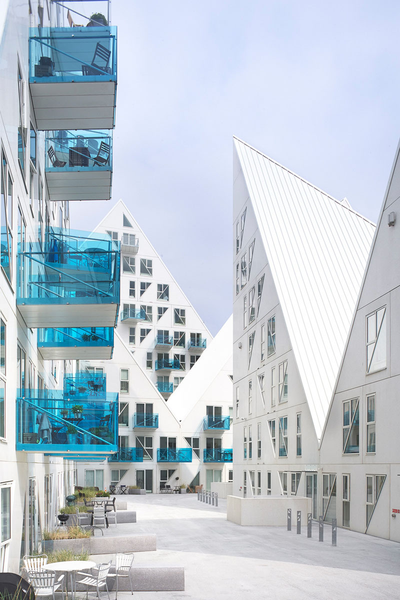 Modern Apartment Complex with Visual Appeal - Aarhus, Denmark