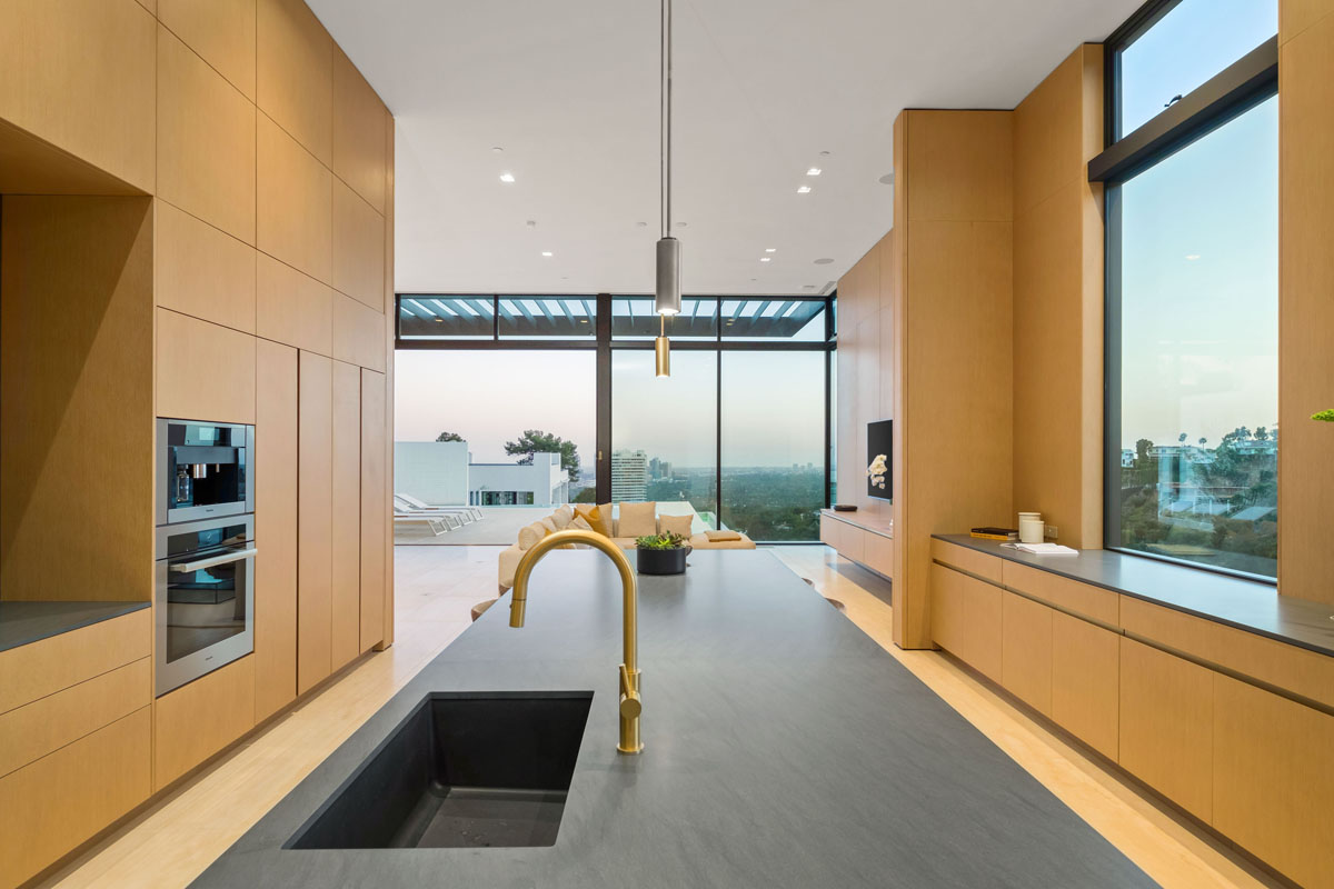 Ariana Grande’s Modern Home - Hollywood Hills, Los Angeles, California