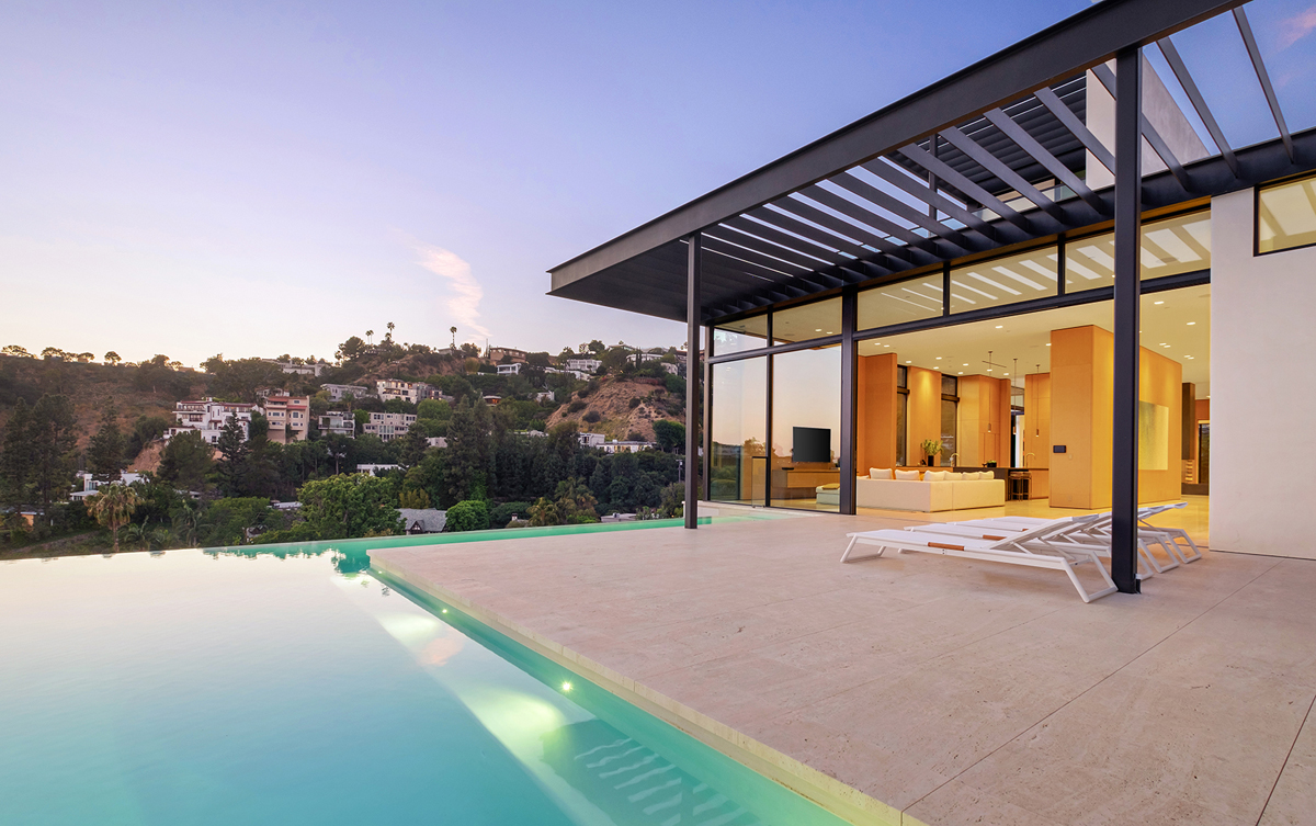 Ariana Grande’s Modern Home - Hollywood Hills, Los Angeles, California Ariana Grande House Swimming Pool