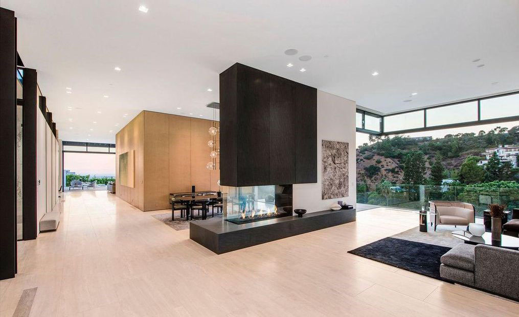 Ariana Grande’s Modern Home - Hollywood Hills, Los Angeles, California