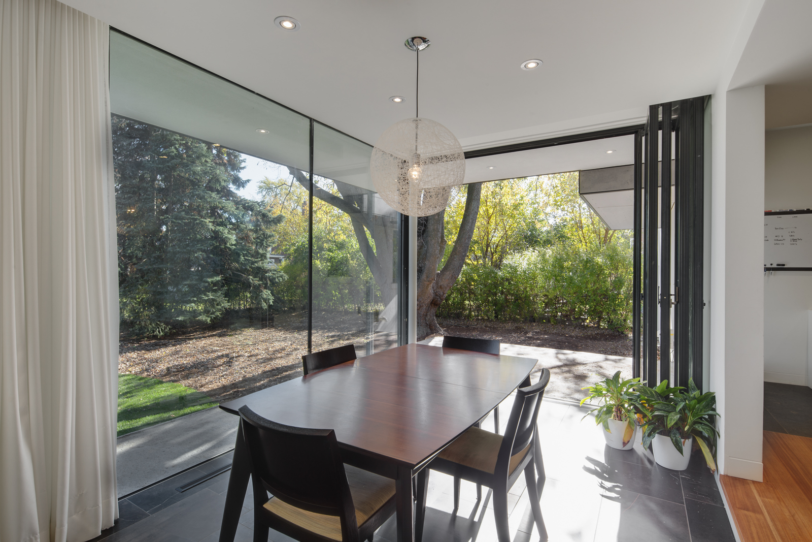 Art-Deco-Modern-Home_7