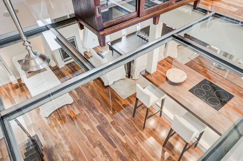 Attic-Duplex-with-Glass-Floor_13