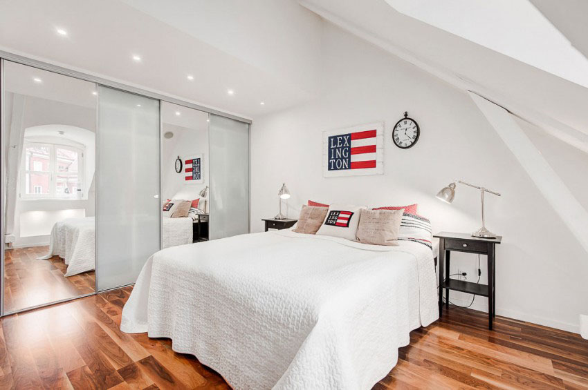 Attic-Duplex-with-Glass-Floor_15