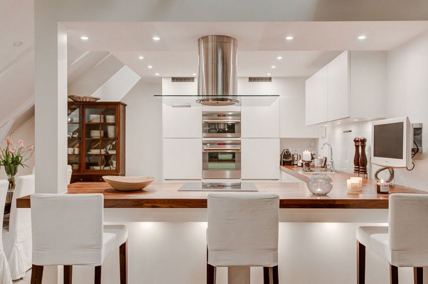 Attic-Duplex-with-Glass-Floor_3