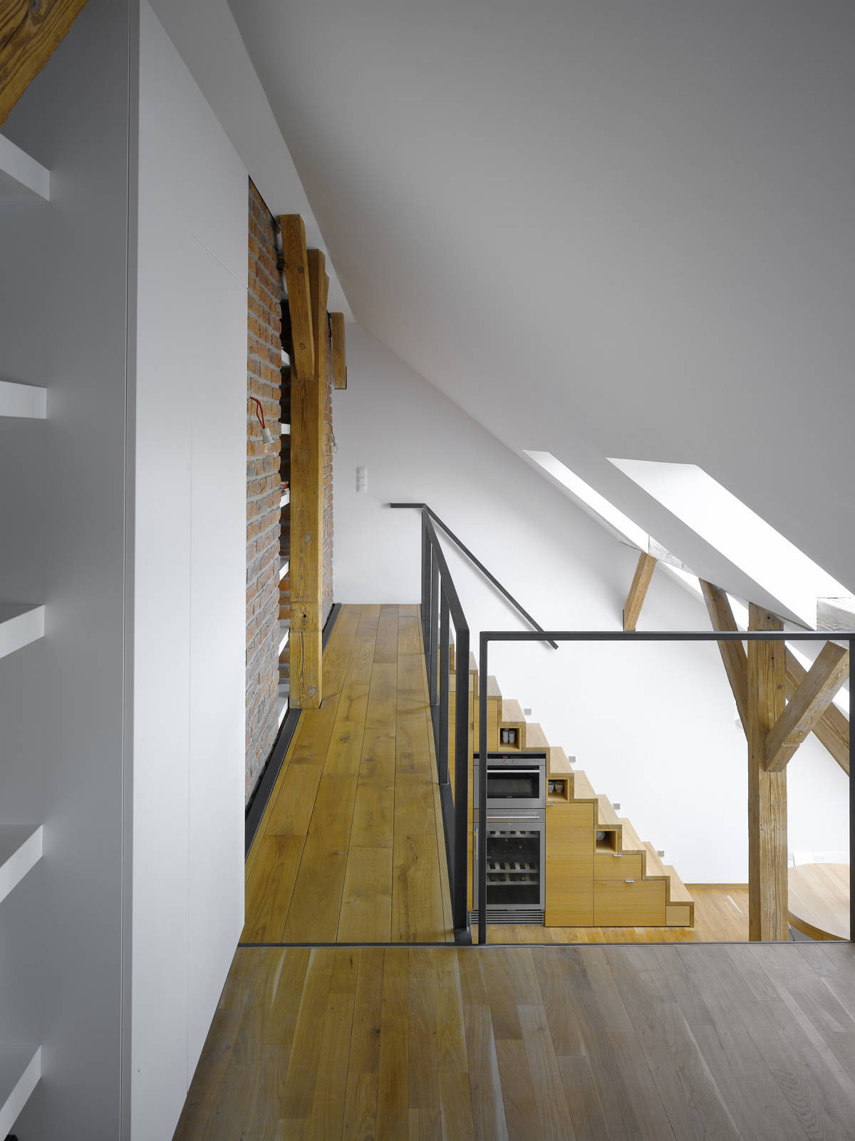 Attic-Loft-Apartment-Prague_4