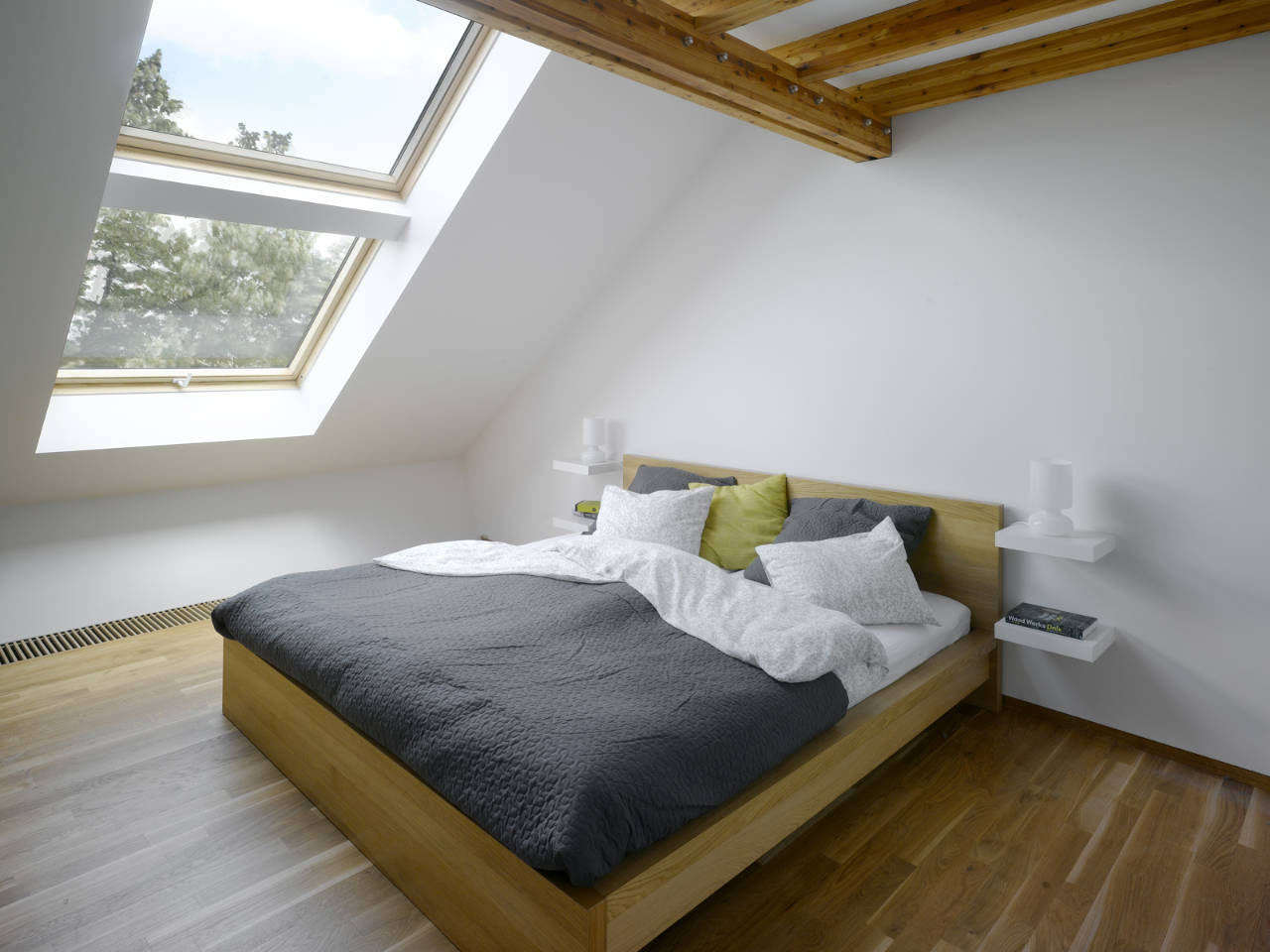 Attic-Loft-Apartment-Prague_7