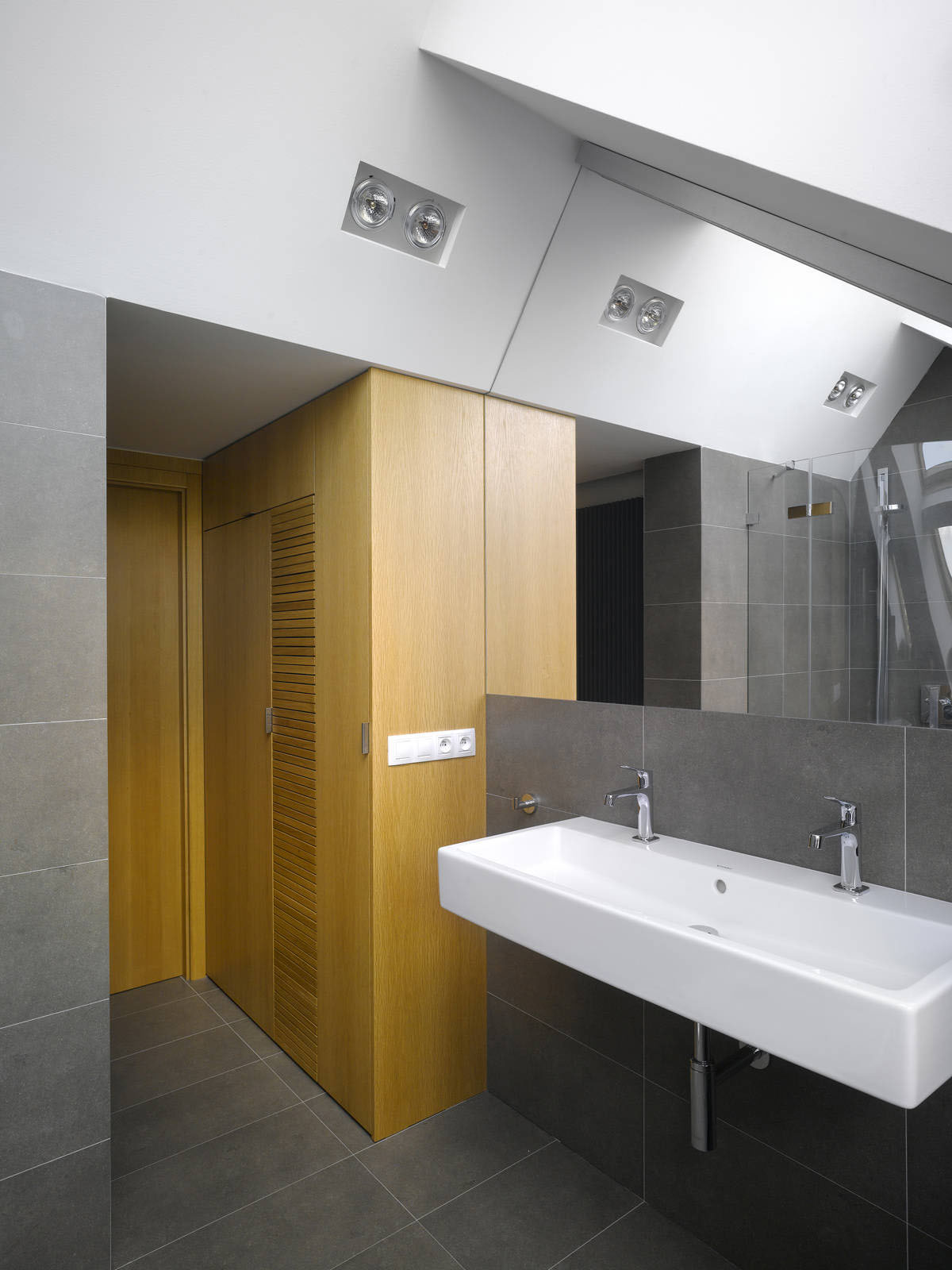 Attic-Loft-Apartment-Prague_9