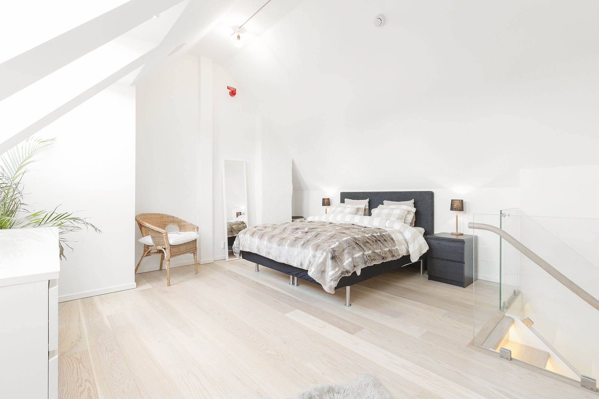 Attic-Loft-Apartment-Vasastan_10