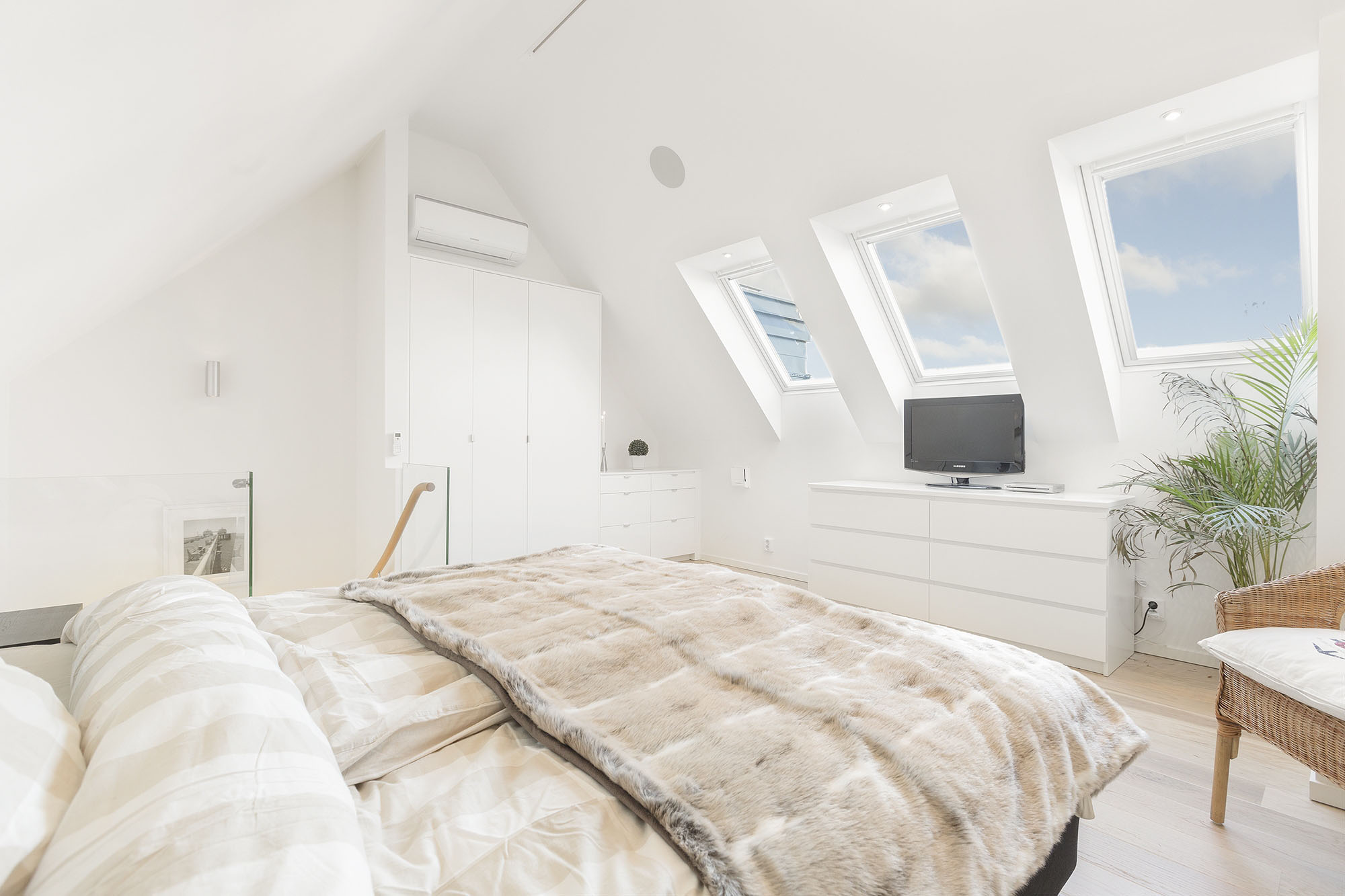 Attic-Loft-Apartment-Vasastan_12