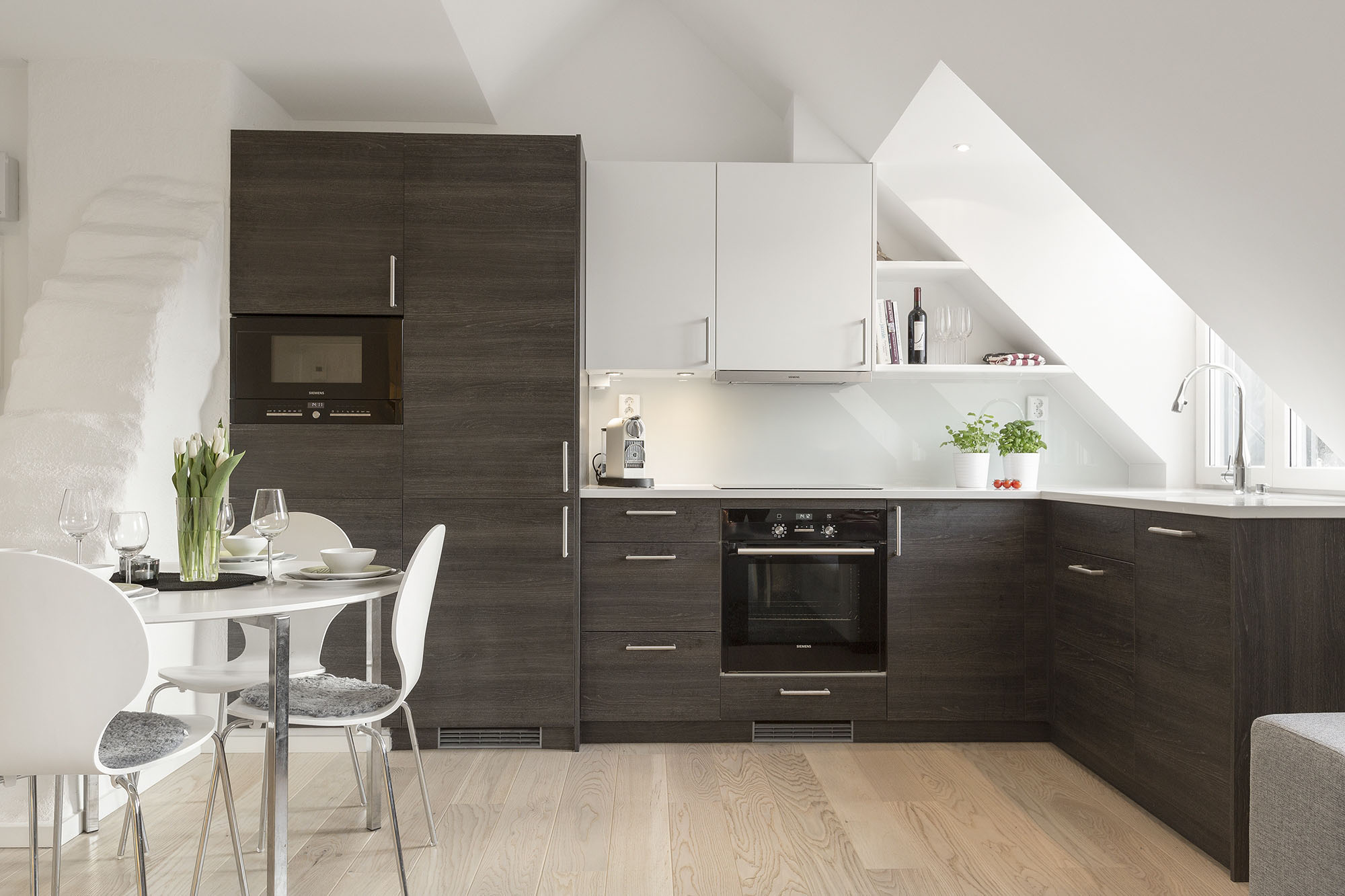 Attic-Loft-Apartment-Vasastan_5 Stylish Simple Modern Kitchen