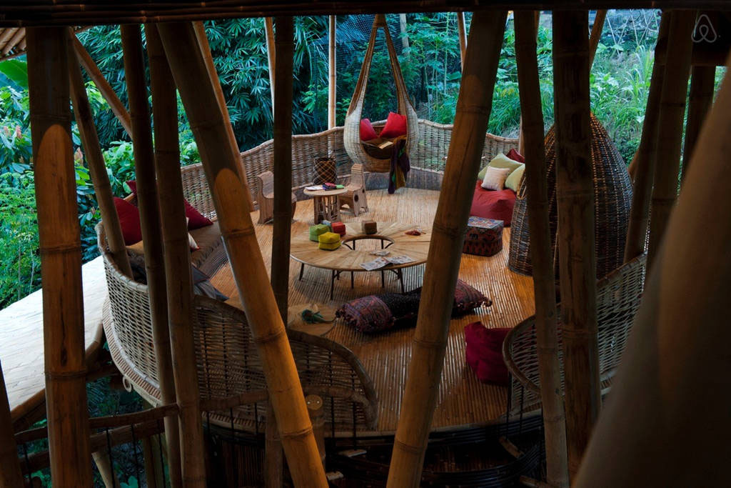 Bamboo-House_19 Tropical Living Room