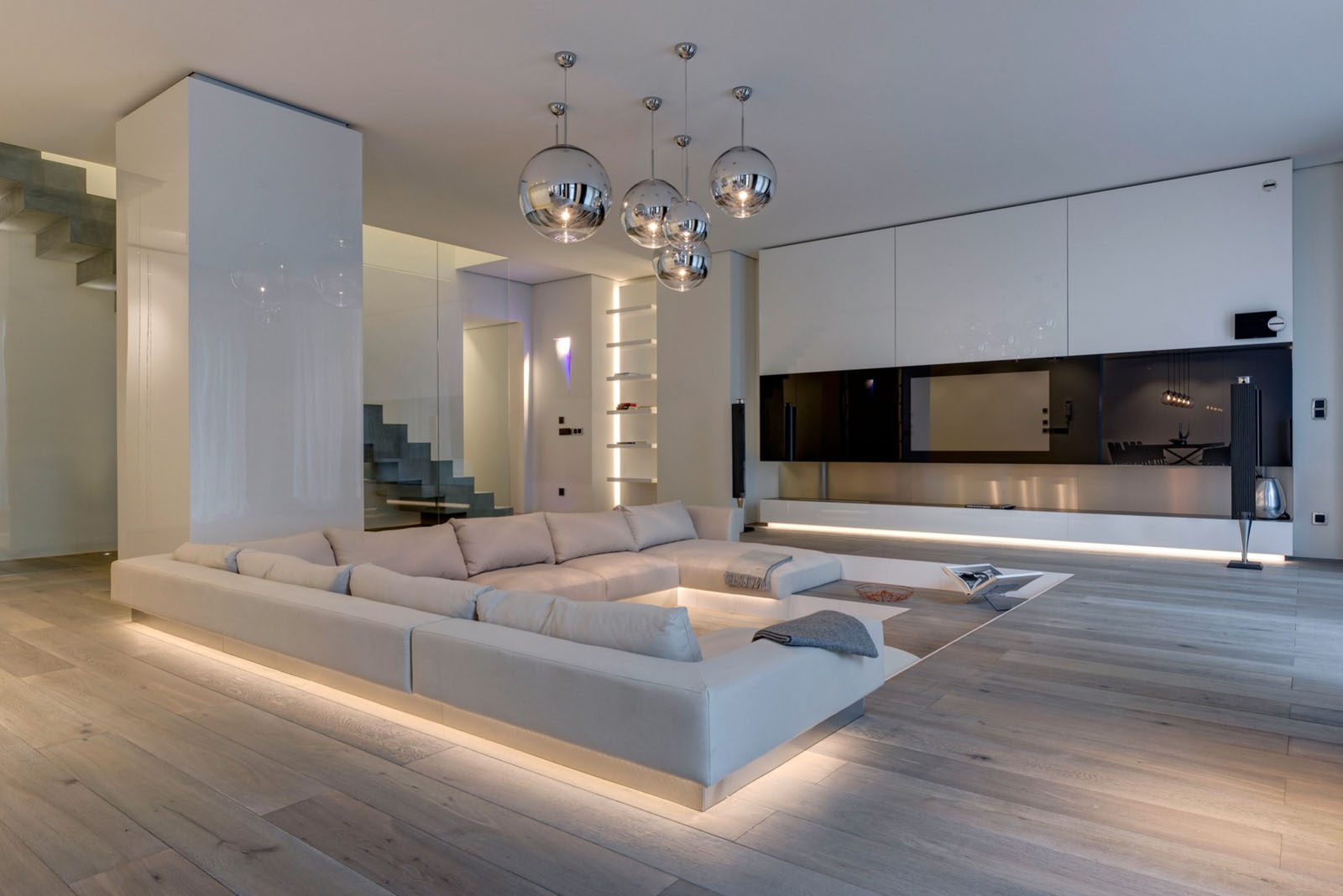 Berlin-Mitte-Art-Loft_2 Contemporary Luxury Berlin Apartment