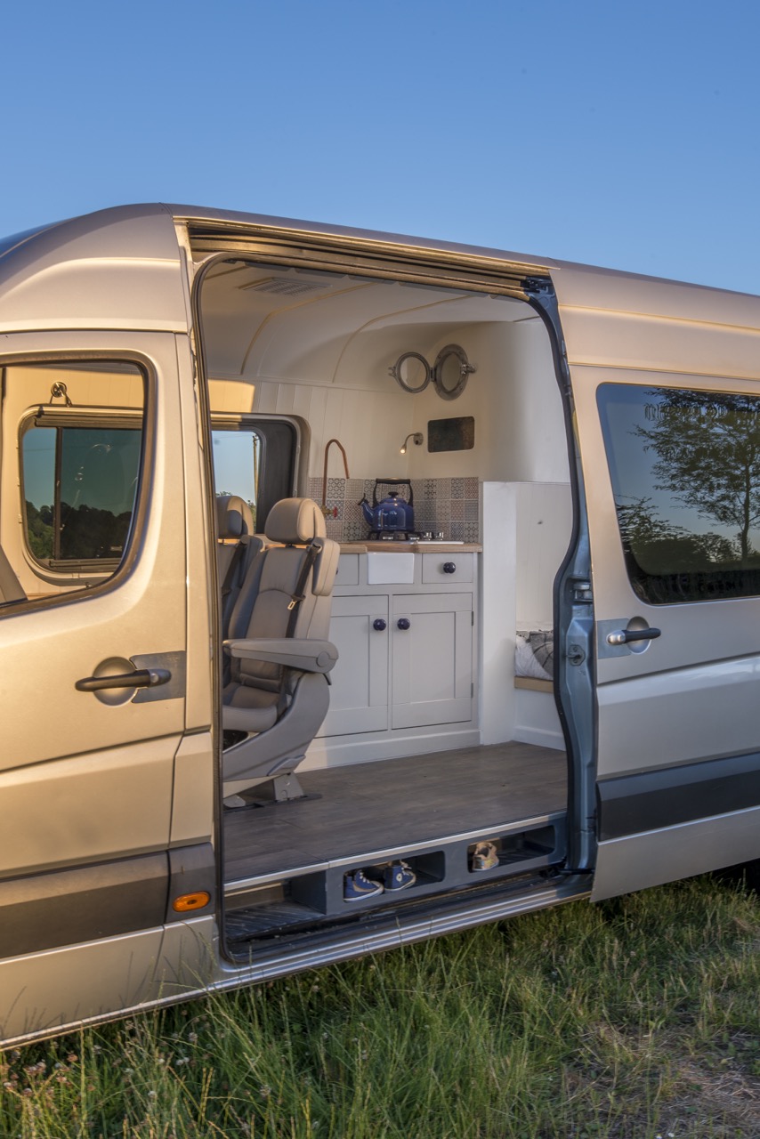 Bespoke-Luxury-Van-Camper_10