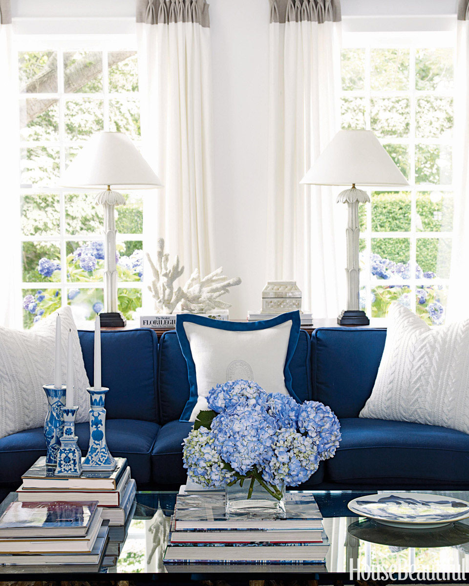 Blue-and-White-Decor_3