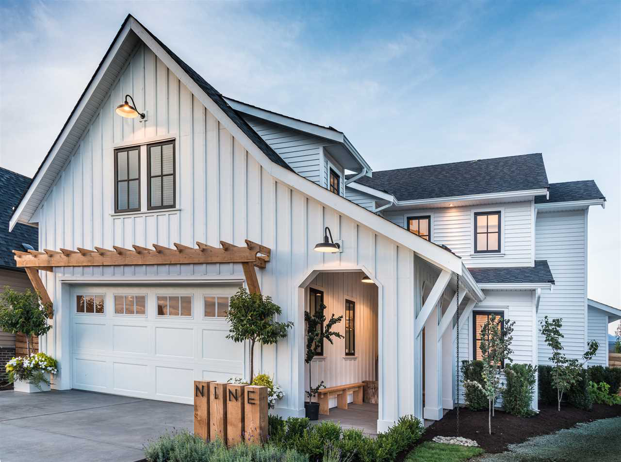 Board-and-Batten-Custom-Dream-House-Abbotsford-BC_1