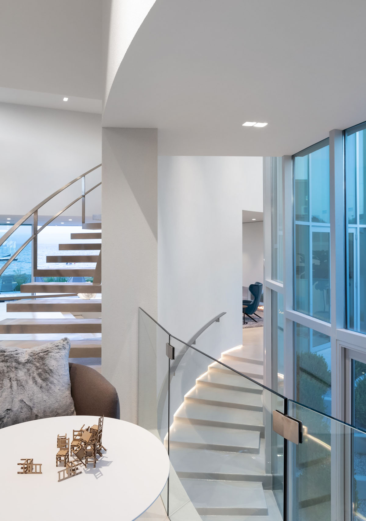 Boundary Bay Residence with Modernist Architecture - Tsawwassen, British Columbia, Canada Modern Curved Spiral Staircase