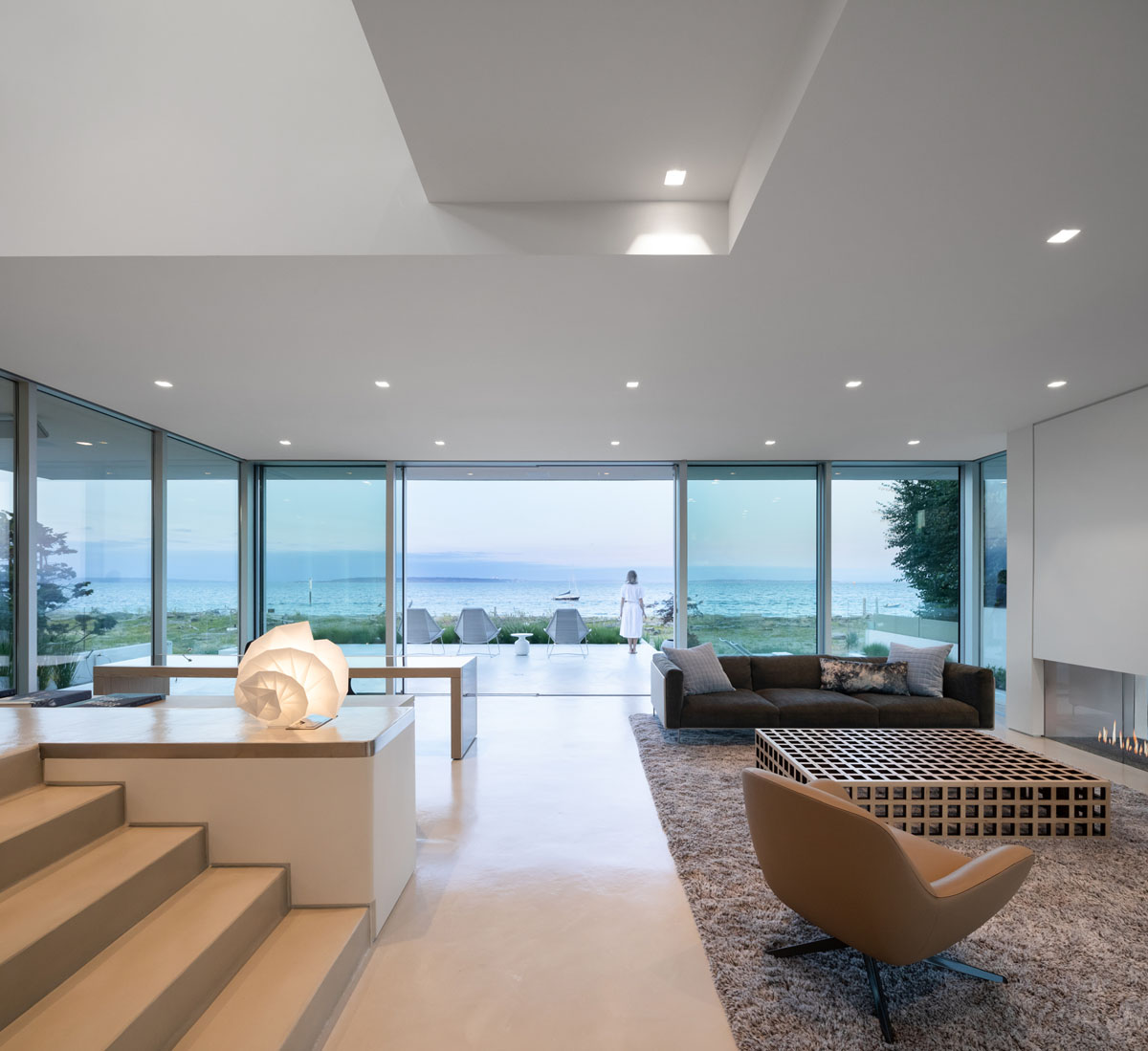 Modernist House with Panoramic Ocean Views - Tsawwassen, British Columbia, Canada
