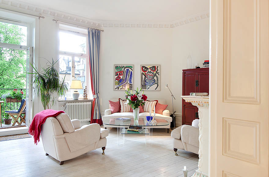 Bright-Renovated-Apartment_1