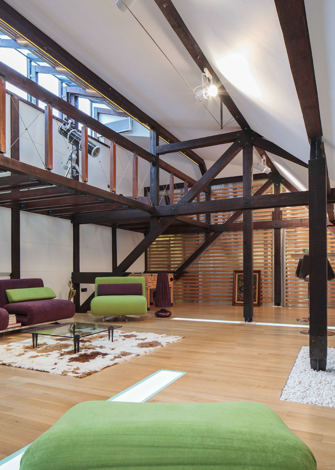 Bucharest-Loft-Apartment_3 Attic Loft with Wood Beams