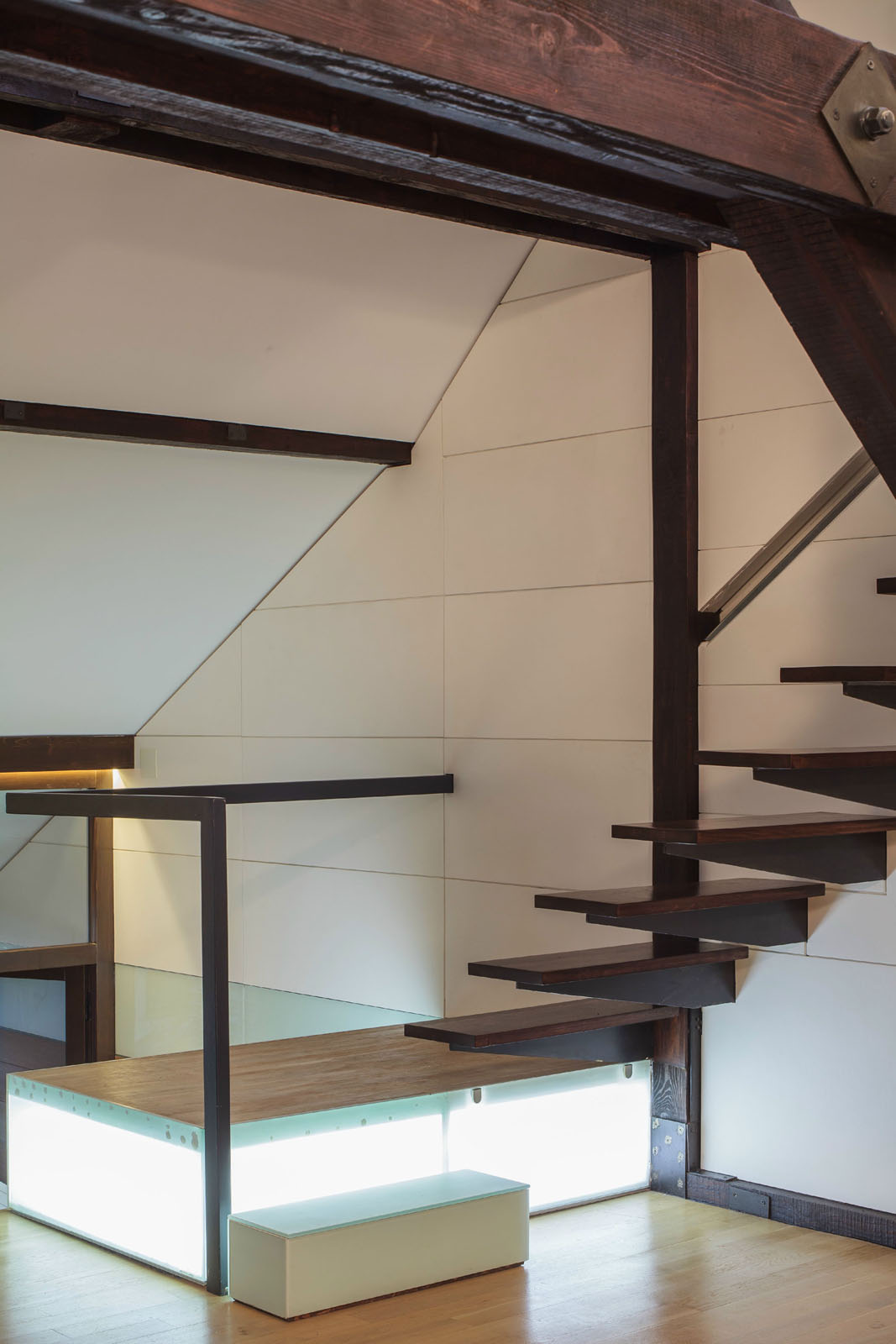 Bucharest-Loft-Apartment_7