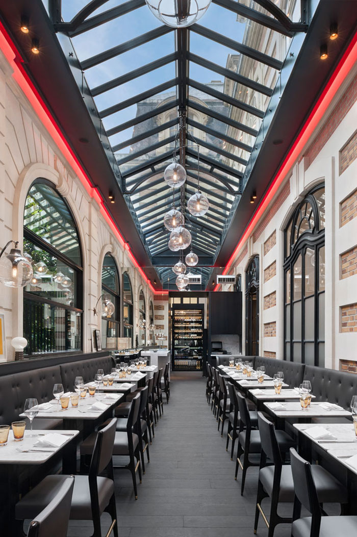 Champs Elysées Café