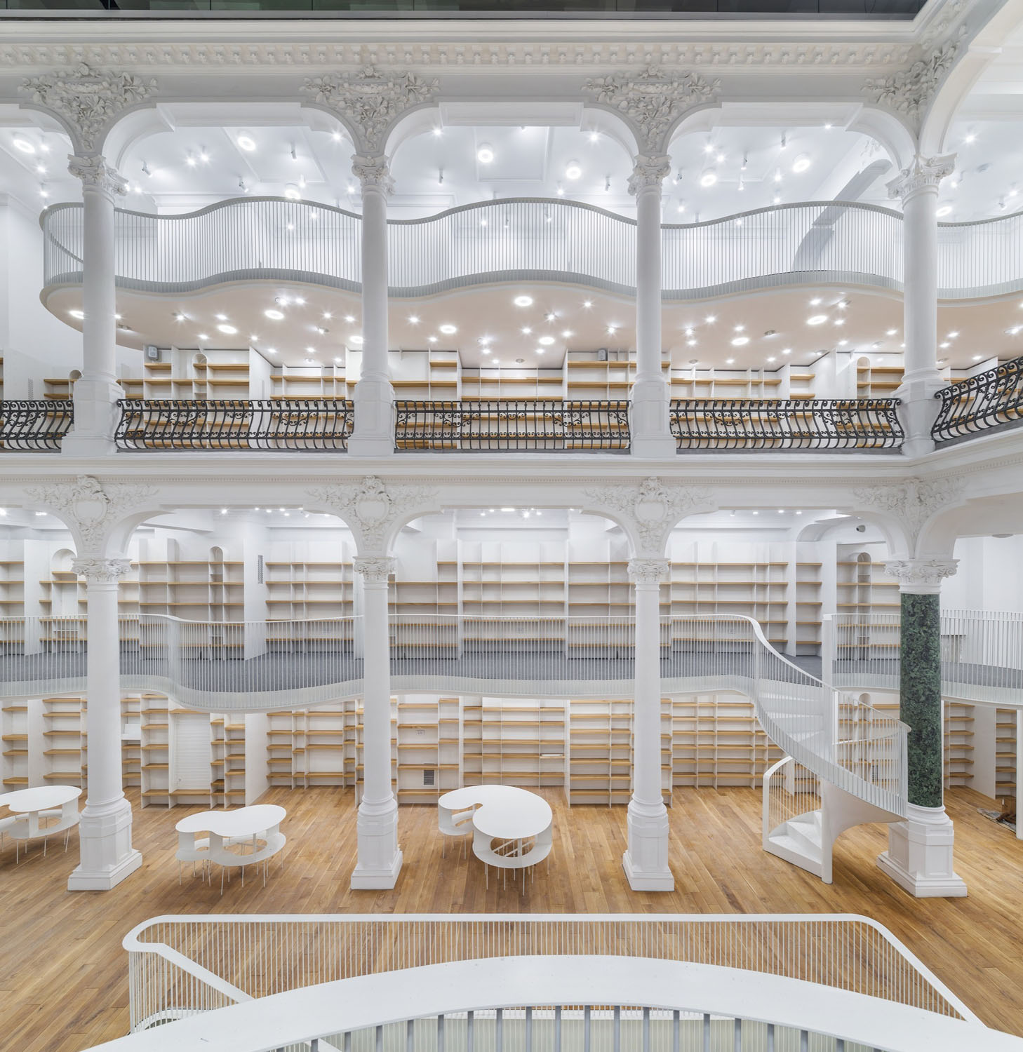 Carturesti-Carusel-Bucharest-Bookstore_8