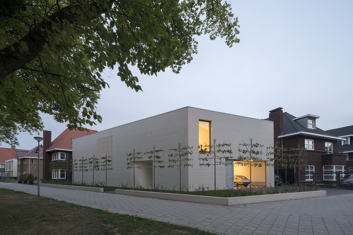 Casa-Kwantes-Modernist-Home-Design-Rotterdam_4