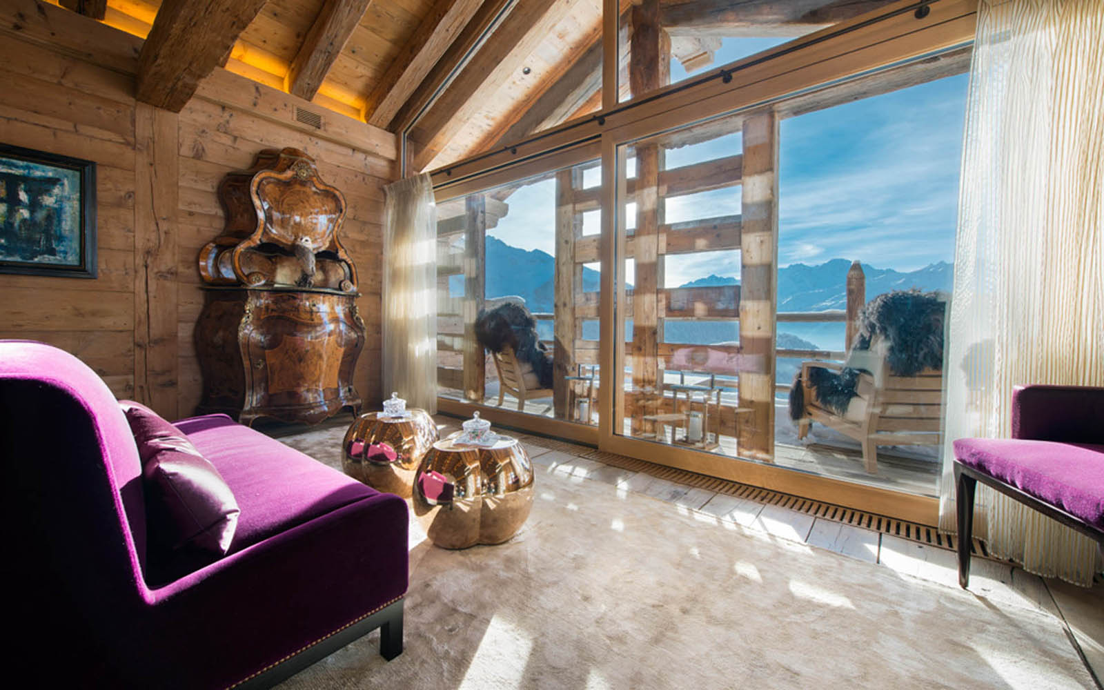 Chalet-Les-Trois-Couronnes_6 Luxury Mountain Retreat