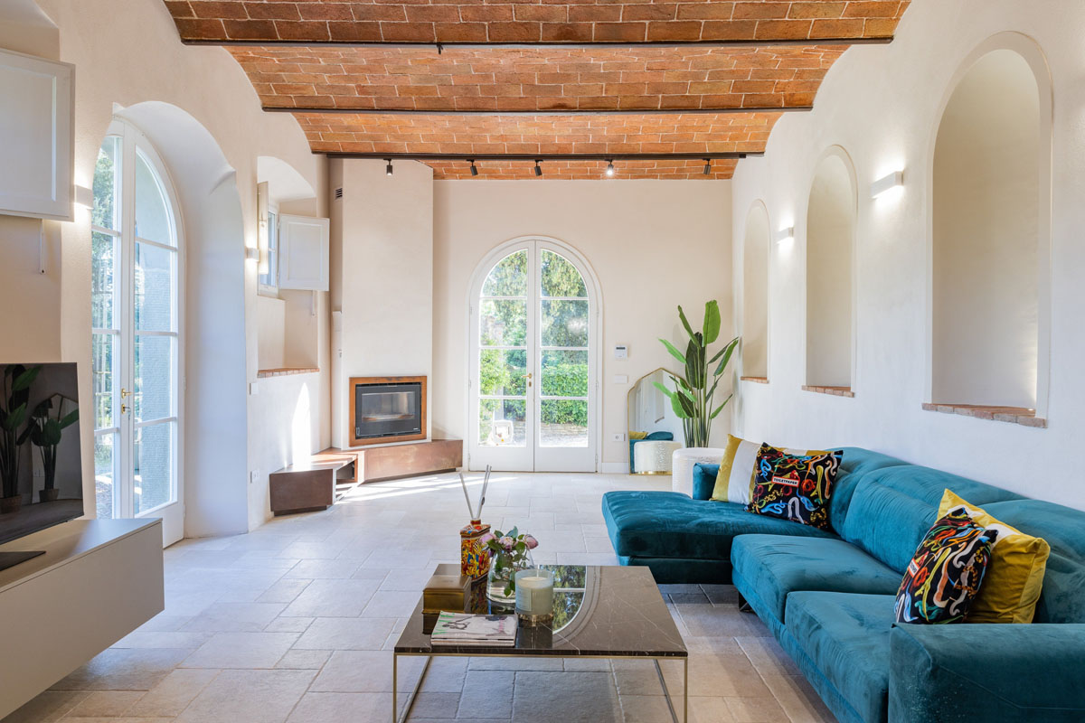 Modern Renovation of a Charming Villa in Tuscany - Cortona, Italy