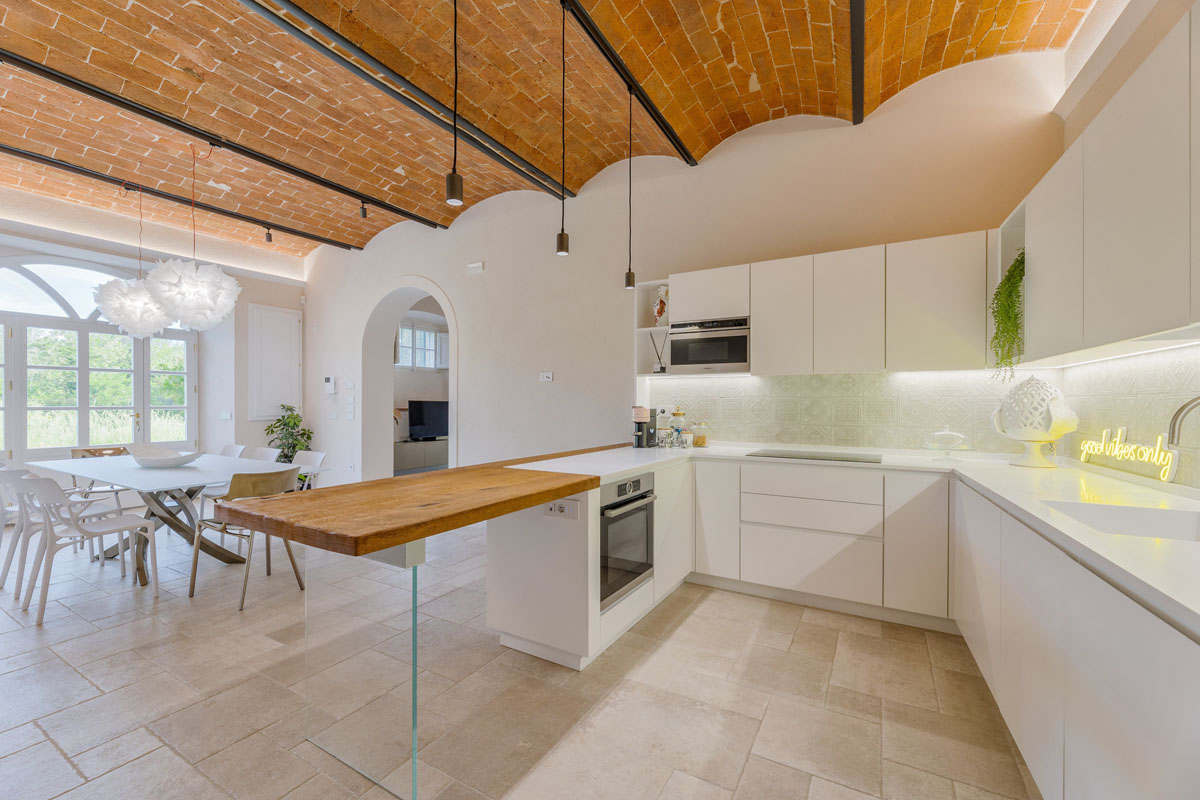 Modern Renovation of a Charming Villa in Tuscany - Cortona, Italy