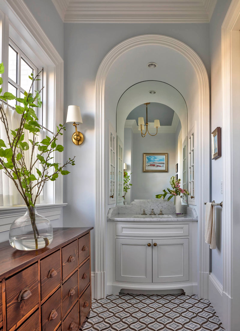 Coastal Style Home Contemporary Elegance