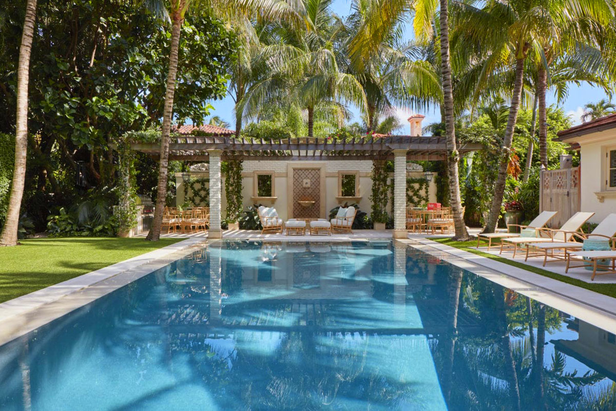 Classic Tropical Villa - Palm Beach, Florida