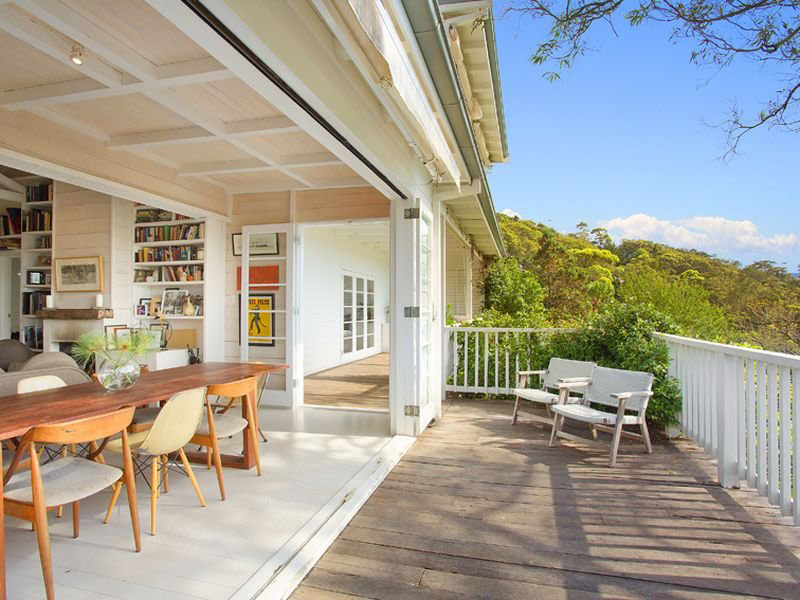 Coastal-Style-Beach-House-NSW_3