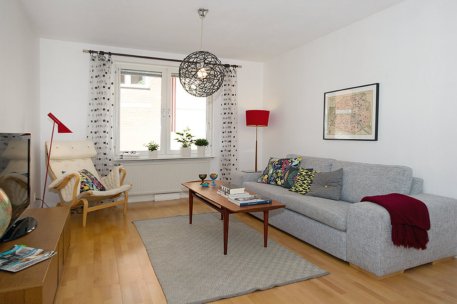 Colorful-Cozy-Apartment_13