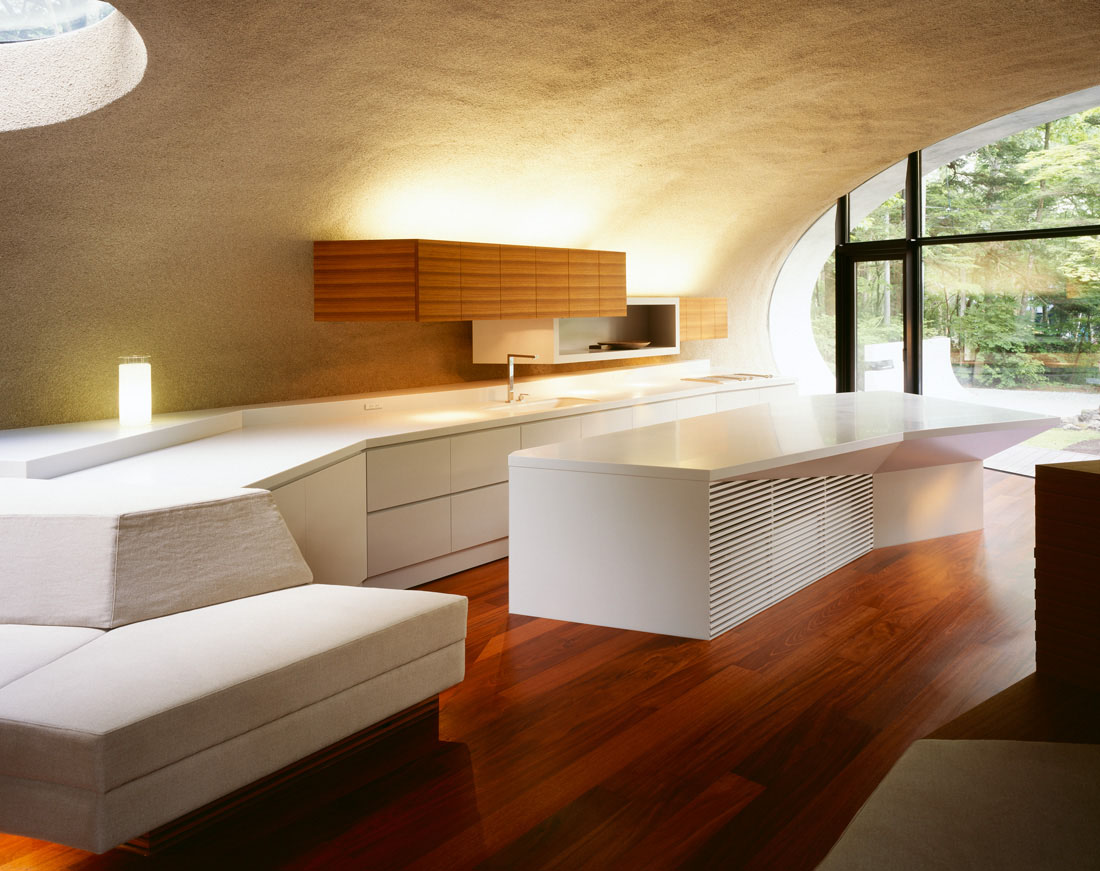 Concrete-Shell-Villa-Japan_12